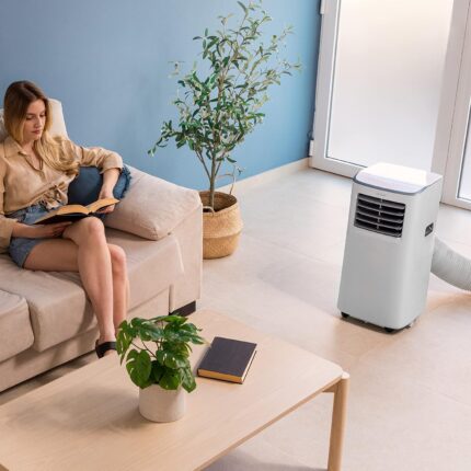 Cecotec Tragbare Klimaanlage mit Fernbedienung und taktiler Steuerung Forceclima 7400 Touch. 7000 BTU, LED -Bildschirm, 4 Modi, 2 Geschwindigkeiten, Abdeckung von bis zu 15 m2